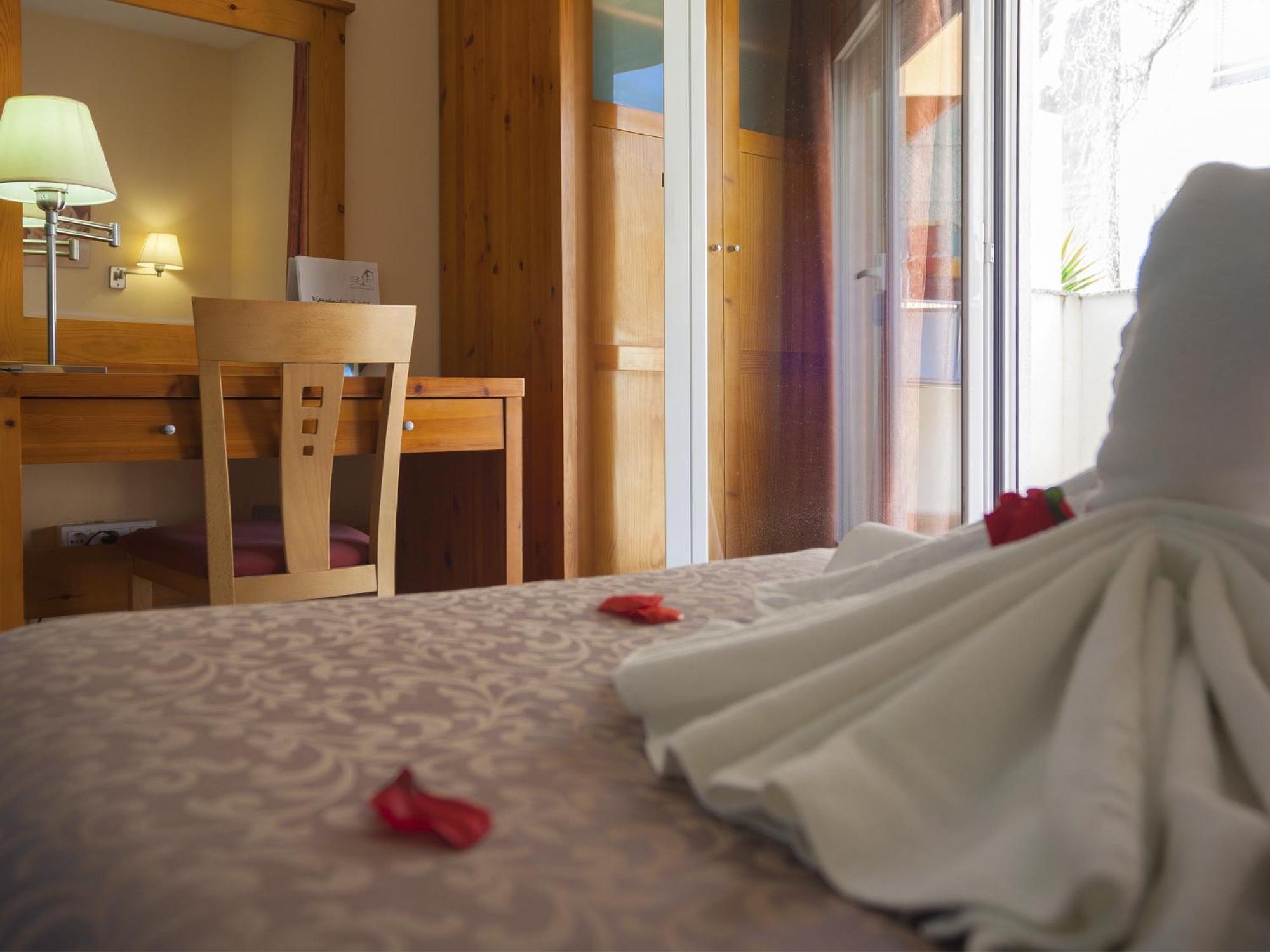 El Pinche De Oro Hotel เบนีการ์โล ห้อง รูปภาพ